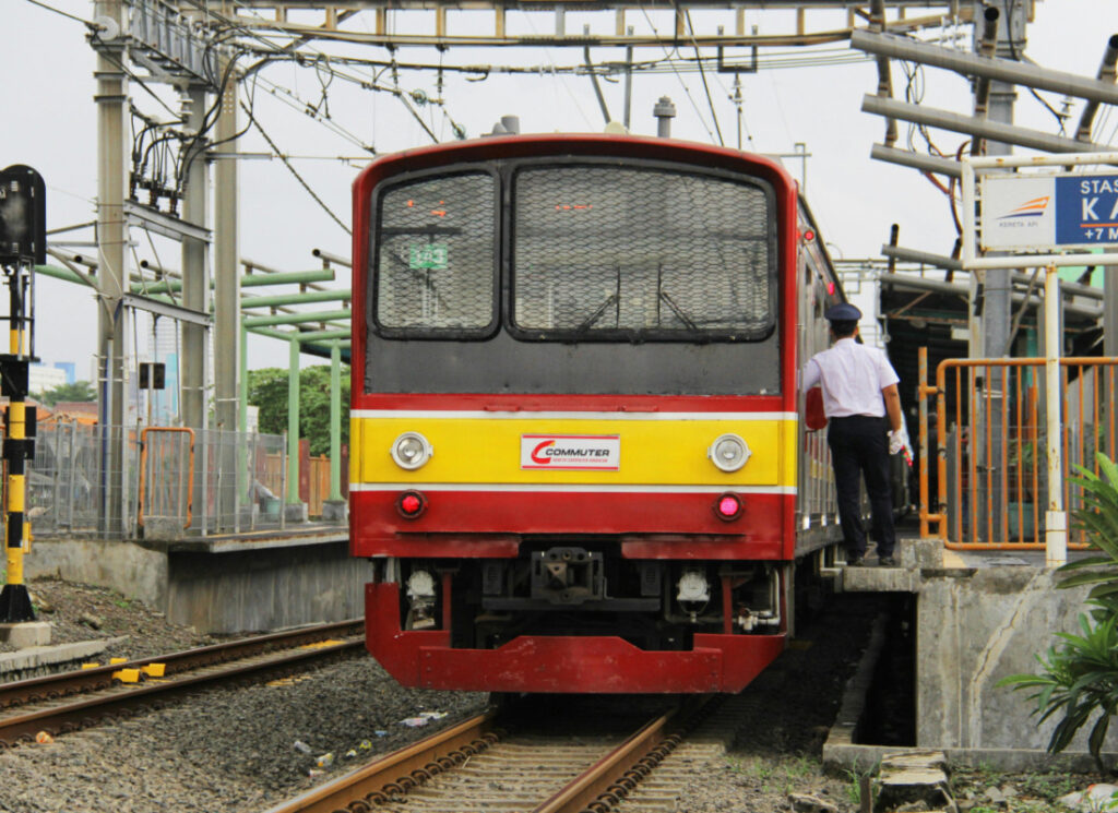 pasang iklan di krl