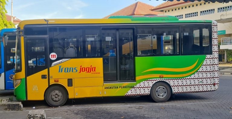 Pasang Iklan di Bus Trans Jogja